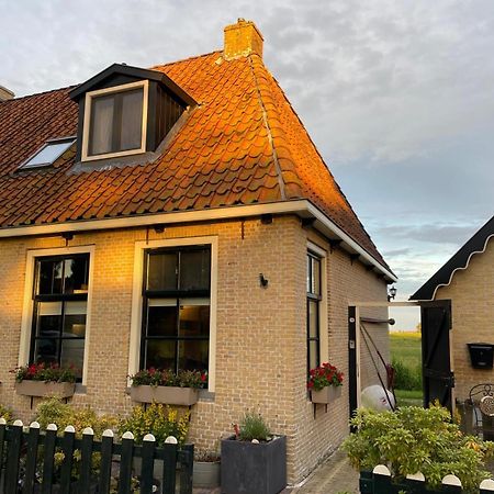 Vakantiehuis In Friesland Voor De Hele Familie Huns Eksteriør billede